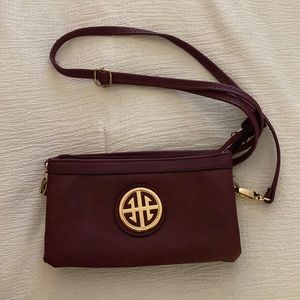 NO NAME - Maroon , gold , floral - Woman's Crossbody bag